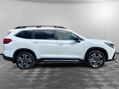 New 2025 Subaru Ascent Limited image 8