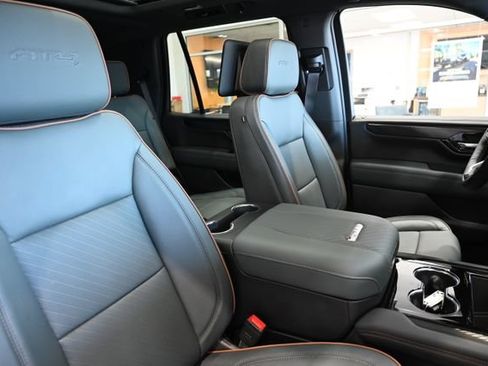 New 2026 GMC Yukon AT4 w/ AT4 Premium Plus Package AWD/4WD image 10