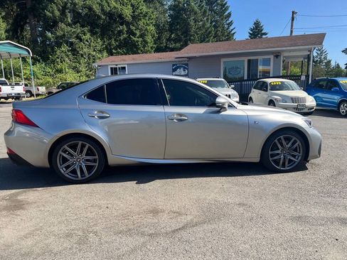 Used 2017 Lexus IS 200t F Sport w/ F Sport Package RWD image 21