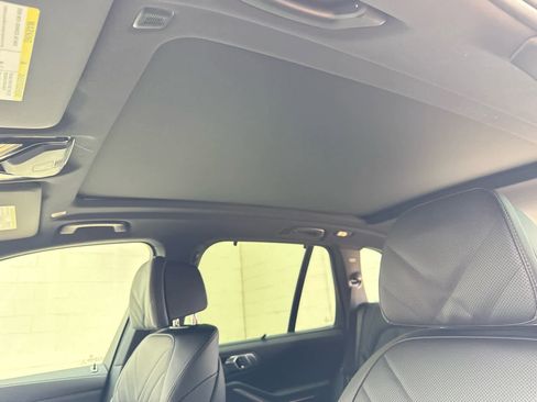 New 2026 BMW X5 M60i image 15