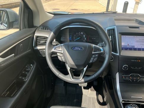 Used 2024 Ford Escape ST-Line w/ Tech Pack #1 AWD/4WD image 11