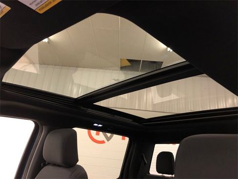 Used 2022 Ford F150 XLT w/ Equipment Group 302A High image 28