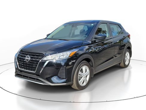 Certified 2024 Nissan Kicks S FWD image 3
