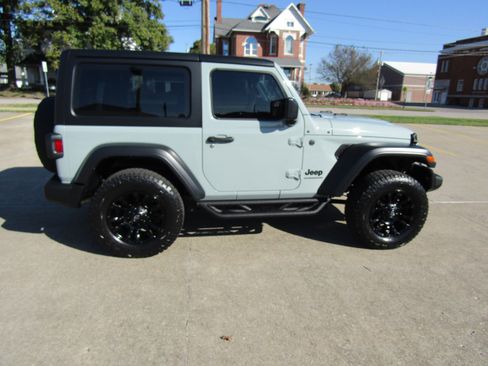 Used 2024 Jeep Wrangler Sport image 2