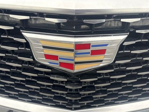 Certified 2024 Cadillac XT6 Premium Luxury w/ LPO, Floor Liner Package image 32