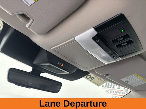 Used 2024 Nissan Pathfinder Platinum w/ Cargo Package image 19