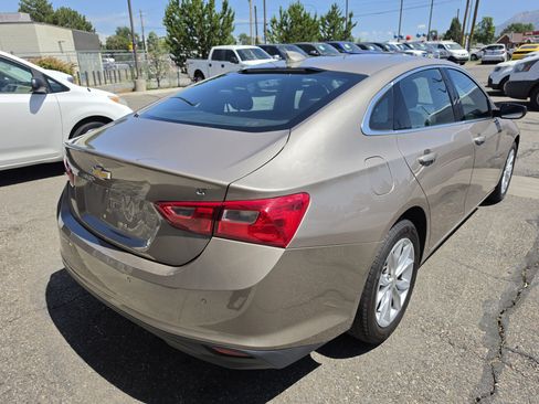 Used 2023 Chevrolet Malibu LT w/ Driver Confidence Package FWD image 7