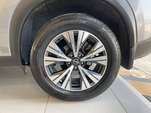 Certified 2023 Nissan Rogue SV w/ SV Premium B Package FWD image 18