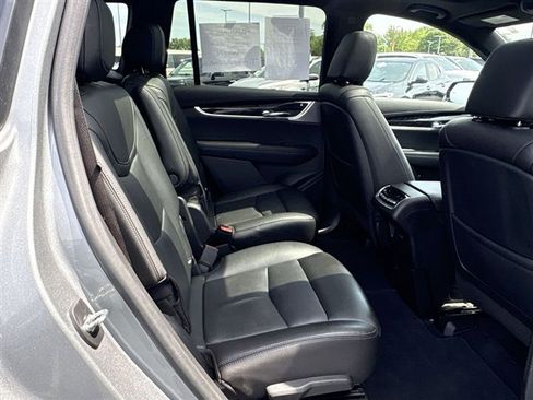 Certified 2023 Cadillac XT6 Premium Luxury AWD/4WD image 27