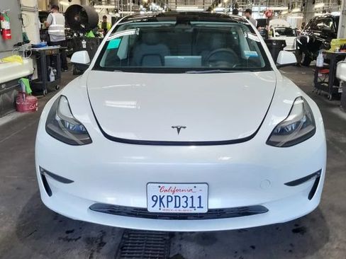 Used 2023 Tesla Model 3 Standard Range RWD image 5