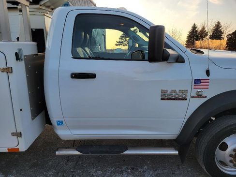 Used 2017 RAM 5500 Tradesman image 13