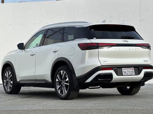 Certified 2024 INFINITI QX60 Luxe image 6