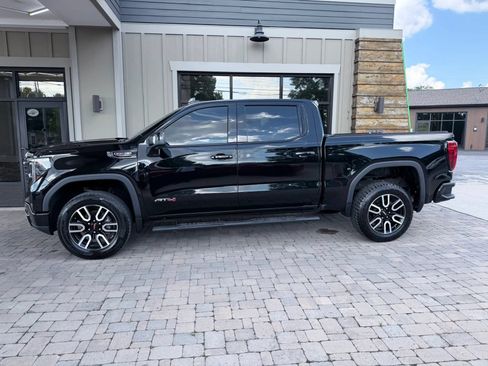 Used 2022 GMC Sierra 1500 AT4 w/ Technology Package AWD/4WD image 48