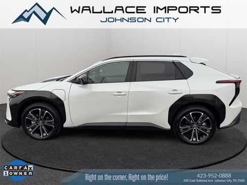 Used 2024 Toyota bZ4X Limited image 1