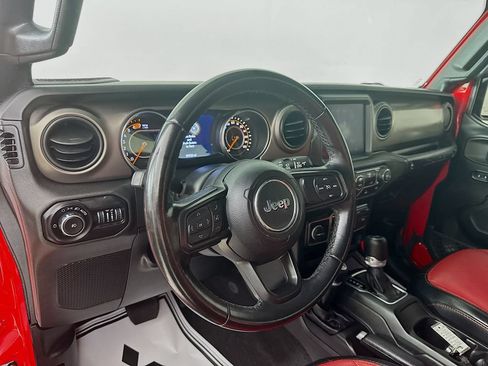 Used 2021 Jeep Wrangler Unlimited Sport w/ Sun And Sound Package AWD/4WD image 10