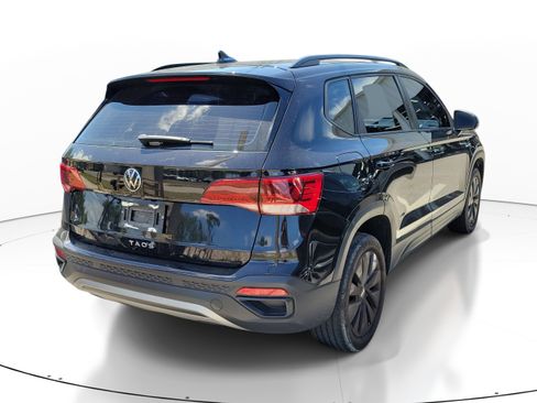 Used 2023 Volkswagen Taos S image 5