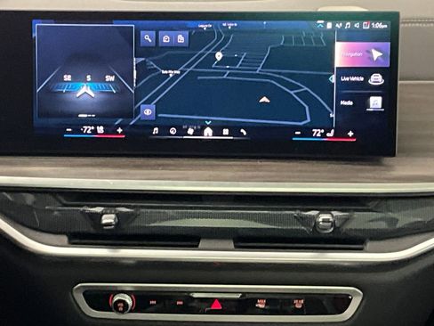 Used 2026 BMW X7 xDrive40i image 11