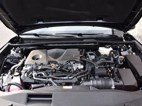 Certified 2025 Toyota Camry LE image 27