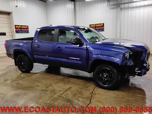 Used 2022 Toyota Tacoma SR5 image 2
