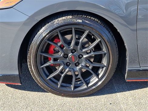 Used 2024 Toyota Camry image 8