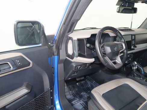 Used 2022 Ford Bronco Wildtrak image 55