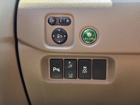Used 2021 Honda Pilot Elite image 50