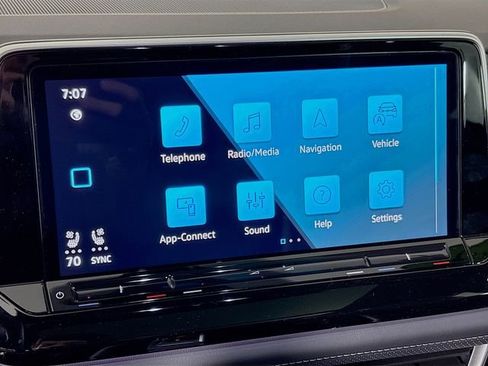 New 2025 Volkswagen Atlas Cross Sport SEL Premium R-Line image 15