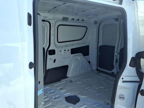Used 2022 RAM ProMaster City Tradesman FWD image 5