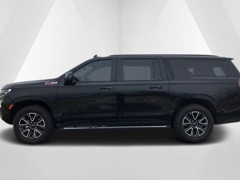 Used 2022 Chevrolet Suburban Z71 w/ Z71 Off-Road Package image 4