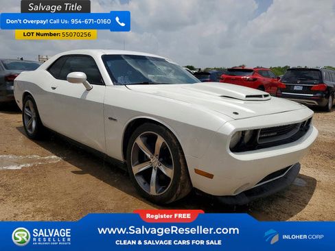 Used 2014 Dodge Challenger R/T RWD image 5