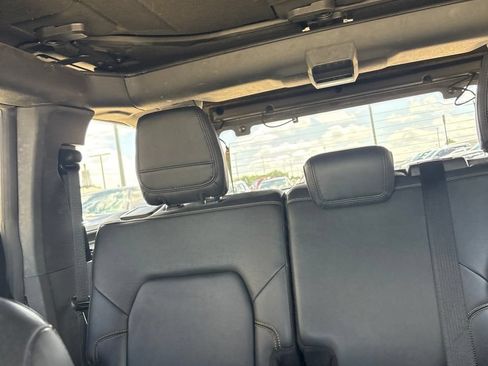 Used 2023 Ford Bronco Badlands AWD/4WD image 14