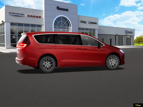 New 2027 Chrysler Pacifica Select FWD image 15