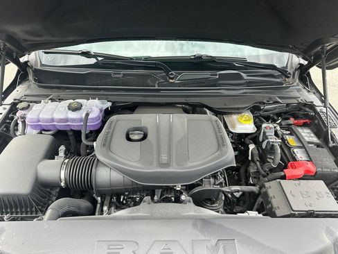 New 2026 RAM 1500 Express AWD/4WD image 28