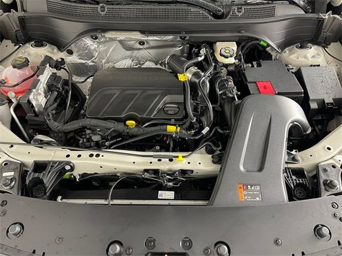 New 2026 Chevrolet Trax RS w/ Sunroof Package image 17