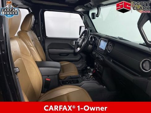 Used 2023 Jeep Wrangler Unlimited Sahara w/ Cold Weather Group AWD/4WD image 15
