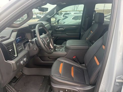 Used 2025 GMC Sierra 1500 AT4 w/ AT4 Premium Package image 7
