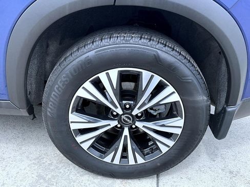 Certified 2023 Nissan Rogue SV image 23