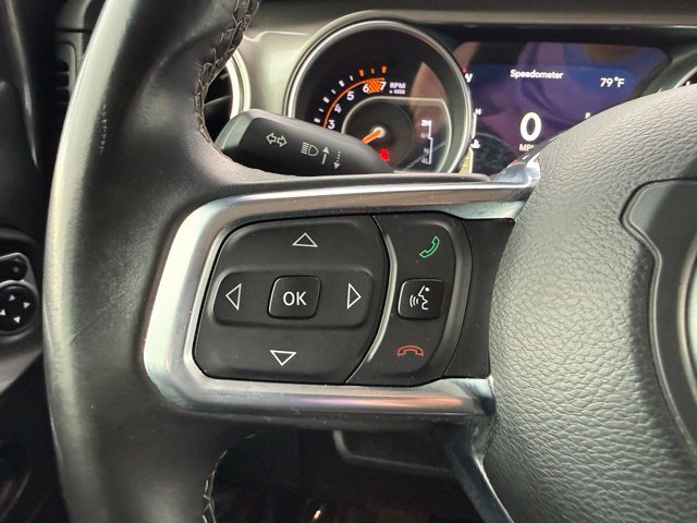 Used 2018 Jeep Wrangler Unlimited Sahara AWD/4WD image 17
