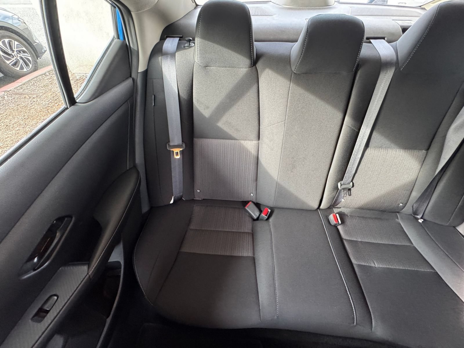 Used 2025 Nissan Sentra SV FWD image 37