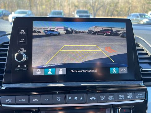 Certified 2026 Honda Odyssey EX-L image 16