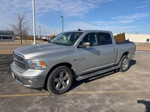 Used 2017 RAM 1500 Big Horn image 3