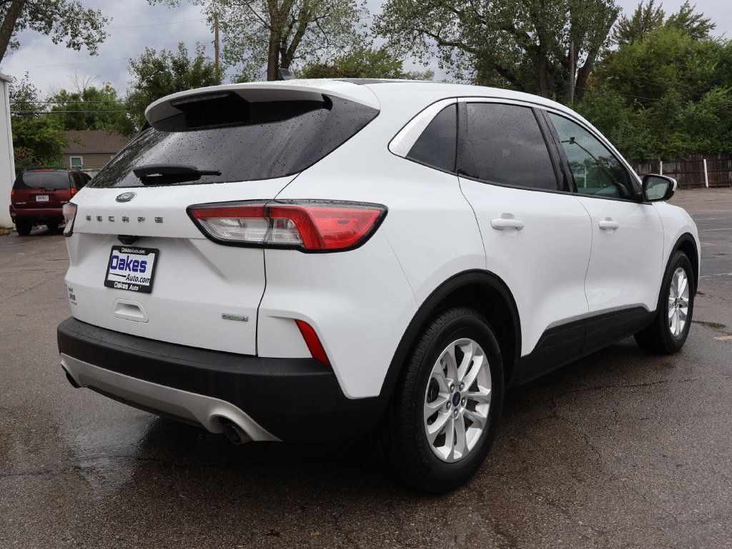 Used 2020 Ford Escape SE FWD image 7