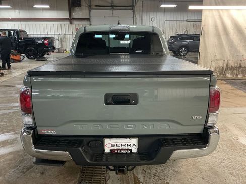 Certified 2023 Toyota Tacoma TRD Off-Road image 4