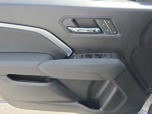 Used 2023 Chevrolet Colorado Z71 w/ Z71 Convenience Package 2 image 20