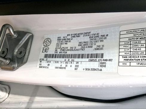 Used 2018 Ford Escape SEL w/ Canadian Touring Package image 19