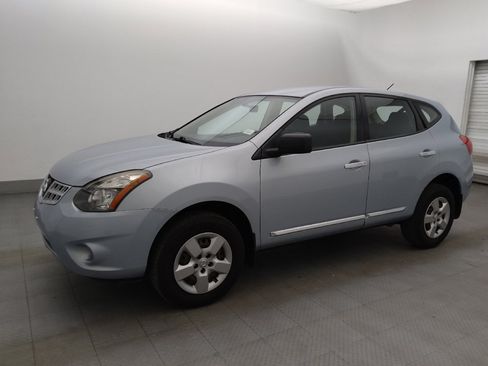 Used 2015 Nissan Rogue S FWD image 2