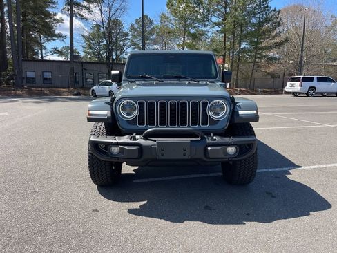 Certified 2025 Jeep Wrangler Unlimited Sahara image 3