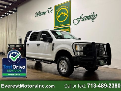 Used 2019 Ford F250 XL w/ Power Equipment Group AWD/4WD image 1