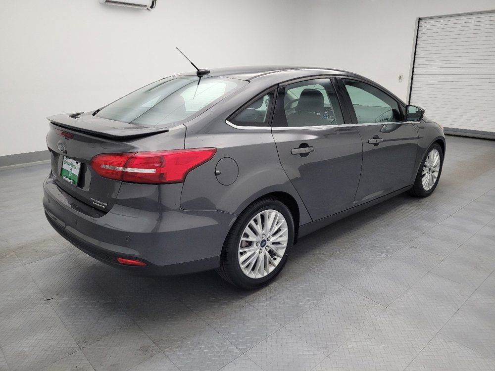 Used 2016 Ford Focus Titanium FWD image 10