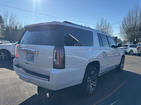 Used 2019 GMC Yukon XL Denali w/ Denali Ultimate Package image 7